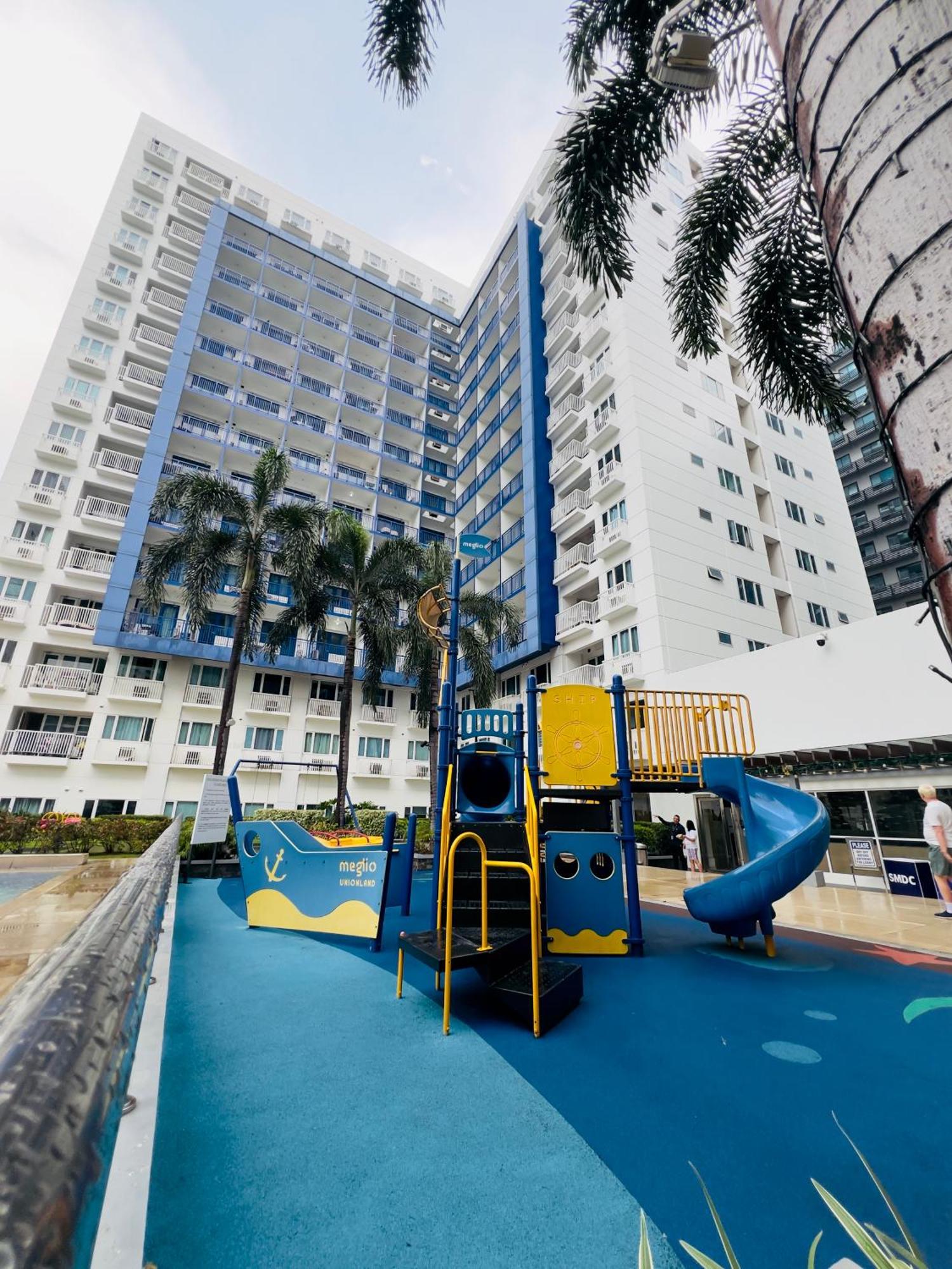 Sea Residence Moa - Paul Манила Экстерьер фото